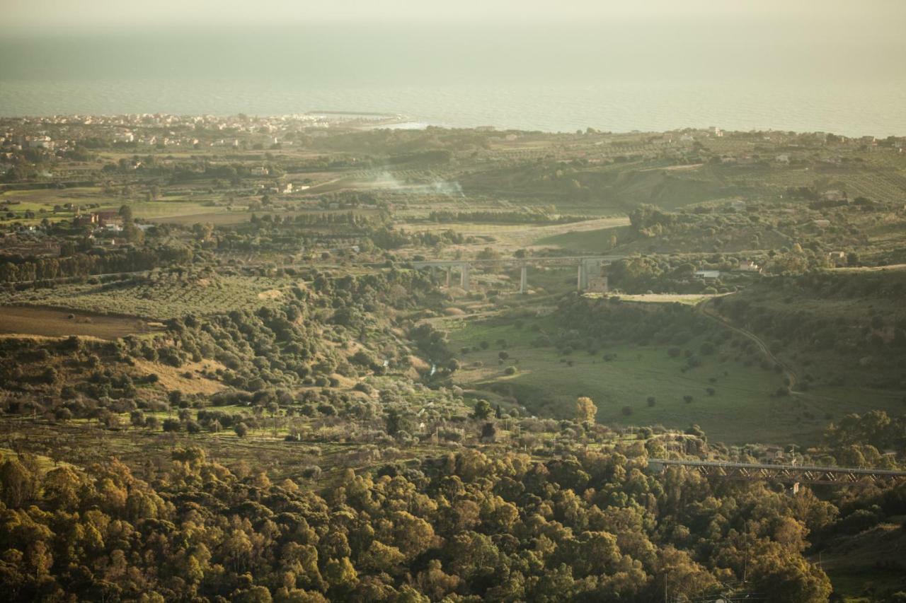La Terrazza Di Empedocle Bed & Breakfast Agrigento Ngoại thất bức ảnh